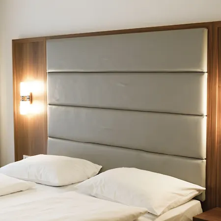 Kapeller Hotel 3*