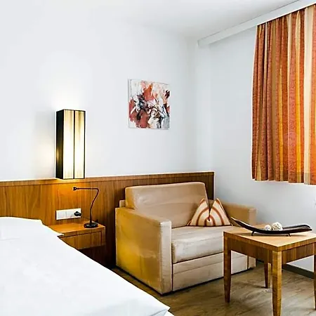 Kapeller Hotel