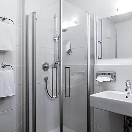 Kapeller Hotel 3*