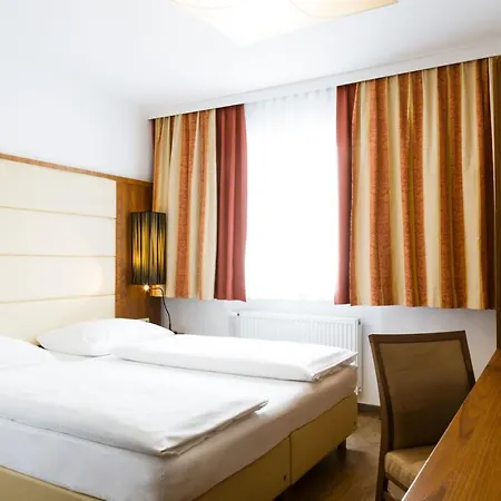 Kapeller Szálloda Innsbruck