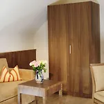 Kapeller Hotel 3*