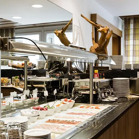 Kapeller Hotell 3*